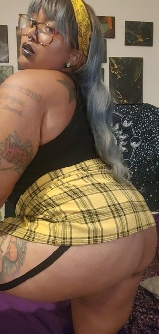 Cum watch me play https://t.co/4w9CxZK8U4 https://t.co/xKw7bCptSJ