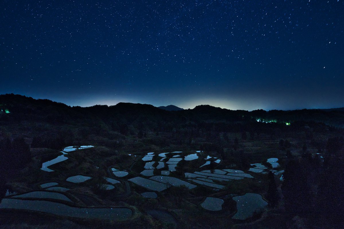 QlipJapan's tweet photo. #HoshiTōge in #Niigata
A landscape of terraced rice paddies worthy of being called Japan's original landscape.
Especially in spring and autumn, when the rice fields are covered with water, a fantastic world unfolds.
https://t.co/Fp9g2jWyq7
#trip #travel #japan #日本 #旅 #旅行 https://t.co/iGHIyI6A6N