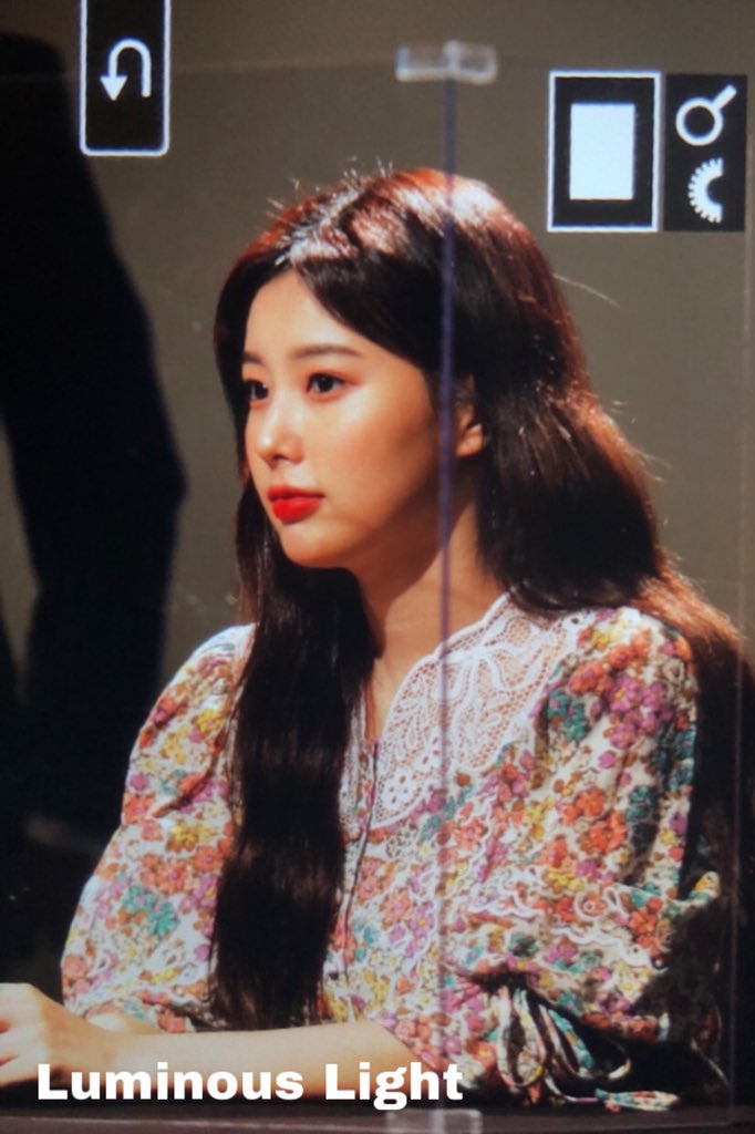 210703 팬싸 #강혜원 프리뷰

 #hyewon  #혜원 #ヘウォン