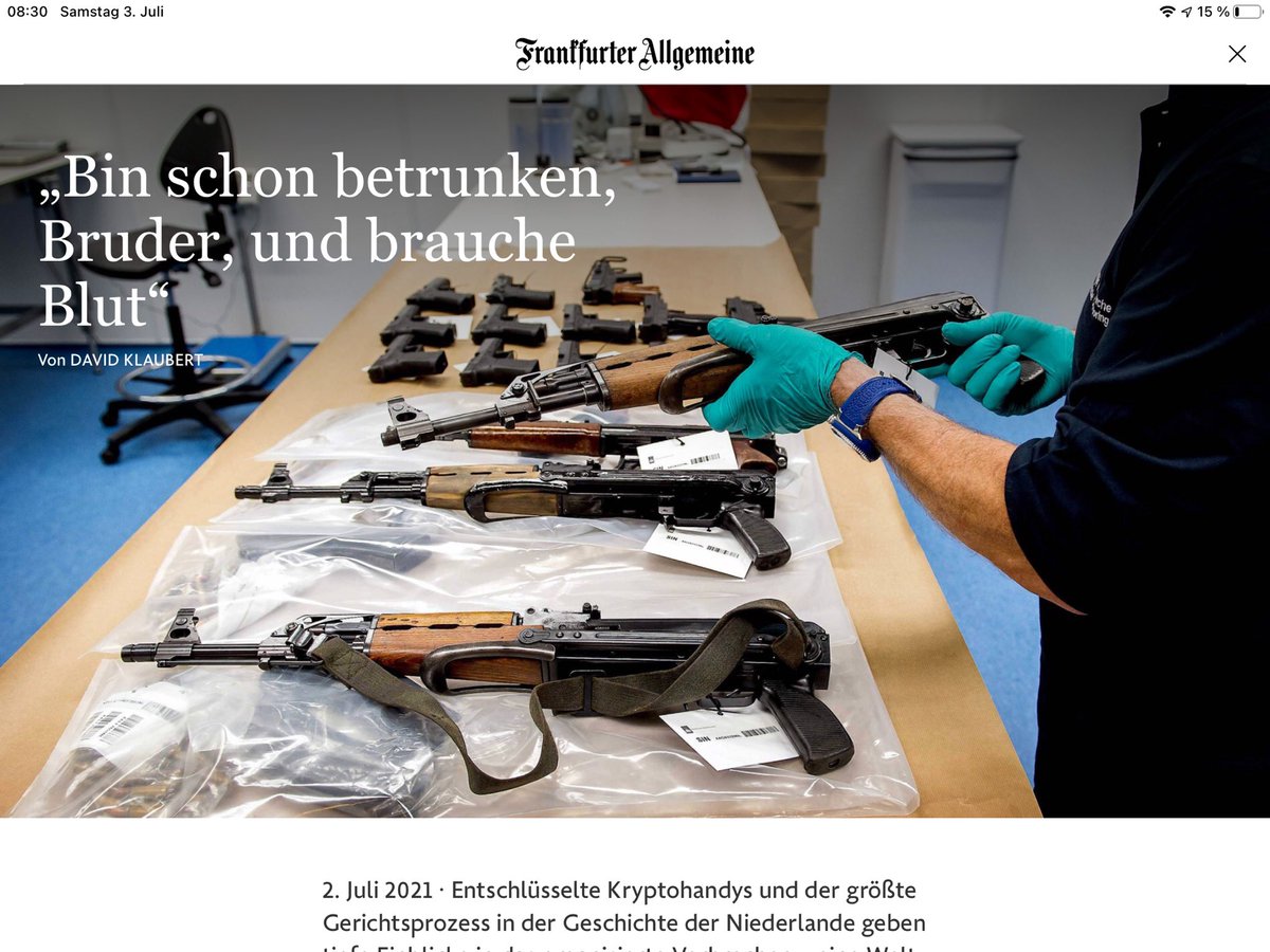 HeiseThomas's tweet photo. Was für eine Geschichte. Erschossener Anwalt, Blogger, Nachbar. Unfassbar brutale Gangster. Mehr zu dieser Parallelwelt am Montag bei @SPIEGELTV #Encrochat @bka https://t.co/fwCjpLTIQc