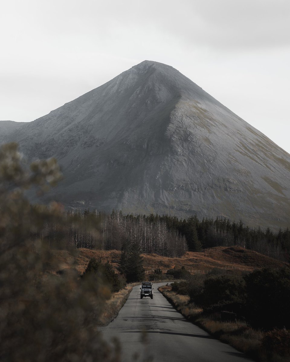 Btphotographyuk's tweet image. It’s time to remember what it feels like to be alive ⚡️ #mood #moodyscenery #travel #mountains #earth #scotland #scottish #defender #landrover #uk #faded #twiter #photography #photooftheday #photographer #FolloMe #follo4folloback #follow #new #travellers #sony