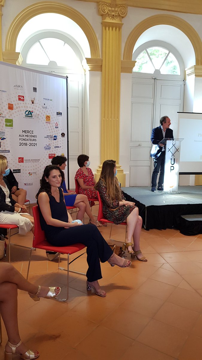 Fondation_UPVD's tweet photo. Bravo aux 21 diplômés de la 1ère promo du #DU #Mediation #Arbitrage #Reglement #Differends @upvd1 avec le soutien des avocats des #PO et de la chaire #mécénat @Fondation_UPVD #juridique #FormationContinue #ESR https://t.co/AuYXFAKNvj