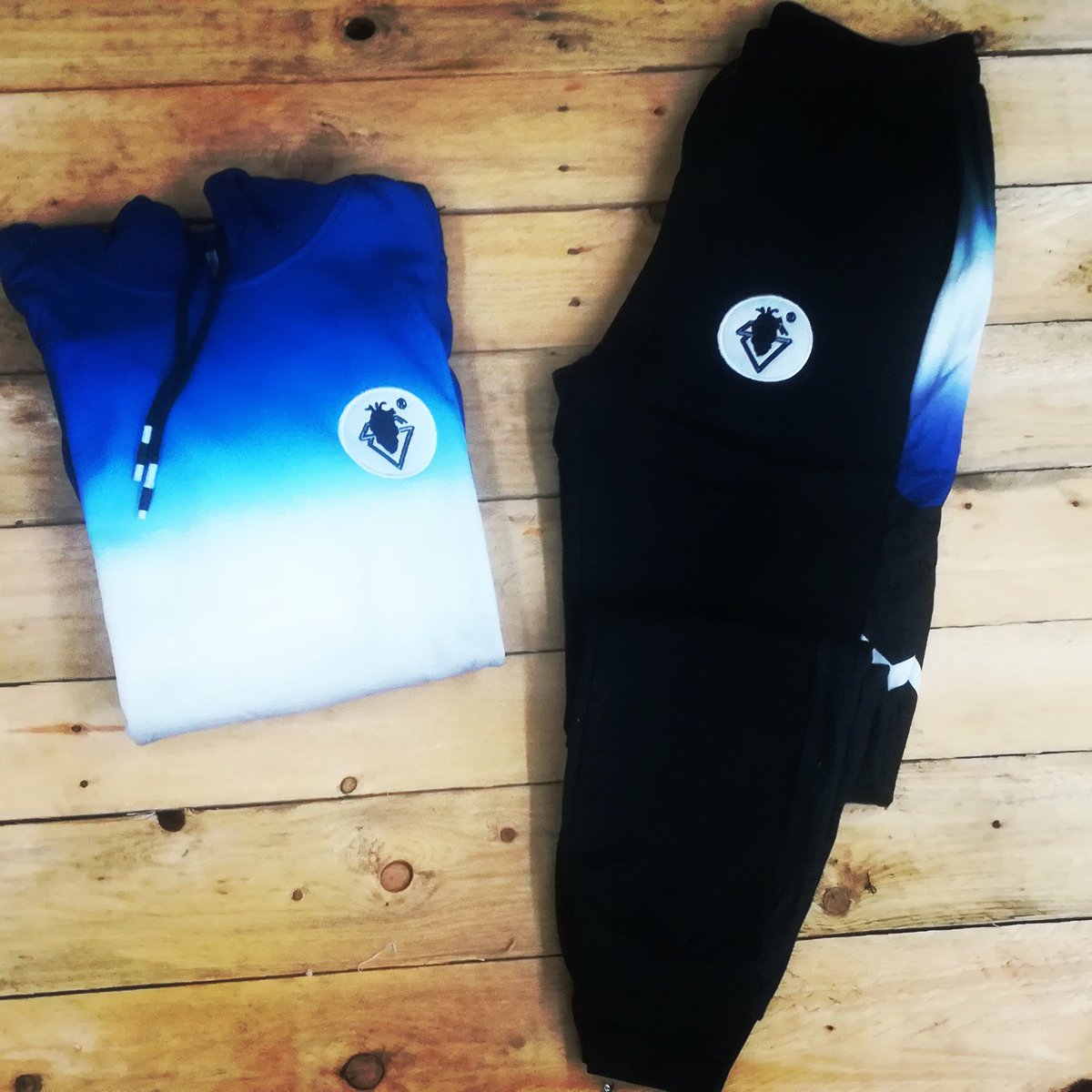 blaqgem_za's tweet photo. @djsbu PLEASE KINDLY FOLLOW @BLA_GEM COMMENT/ RETWEET OUR PINNED TWEET F💎M 

OUR G💎MS ARE AVAILABLE koTOWNSHIP BRAND STORE, ALEX MALL STORE NO 37C OPPOSITE HUNGRY LION /COURIER NATIONWIDE 

INQUIRIES : PLEASE DM/WHATSAPP 0849737953

#DJSBU https://t.co/9LbHvEw7zD