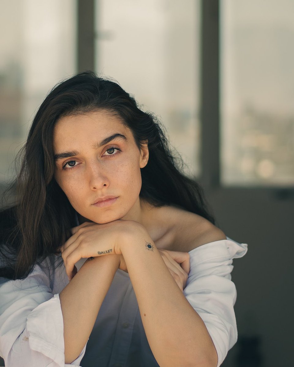 Fallraww's tweet image. بدون داستان…
در لحظه