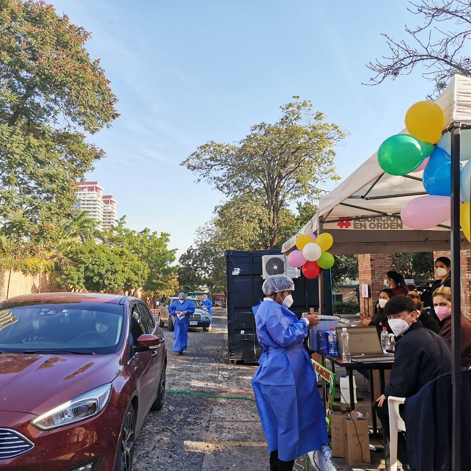 msaludpy's tweet image. Las vacunas son seguras porque te protegen a vos y a los que más querés. 

🚗 AUTOVAC | Facultad de Derecho UNA.
⏰ Hasta las 17:00

✔️ 18 años cumplidos hasta 49 años con enfermedad de base
✔️ Terminación de C.I, 0 al 4.

➡️ Registrate en vacunate.gov.py

#VacunatePy