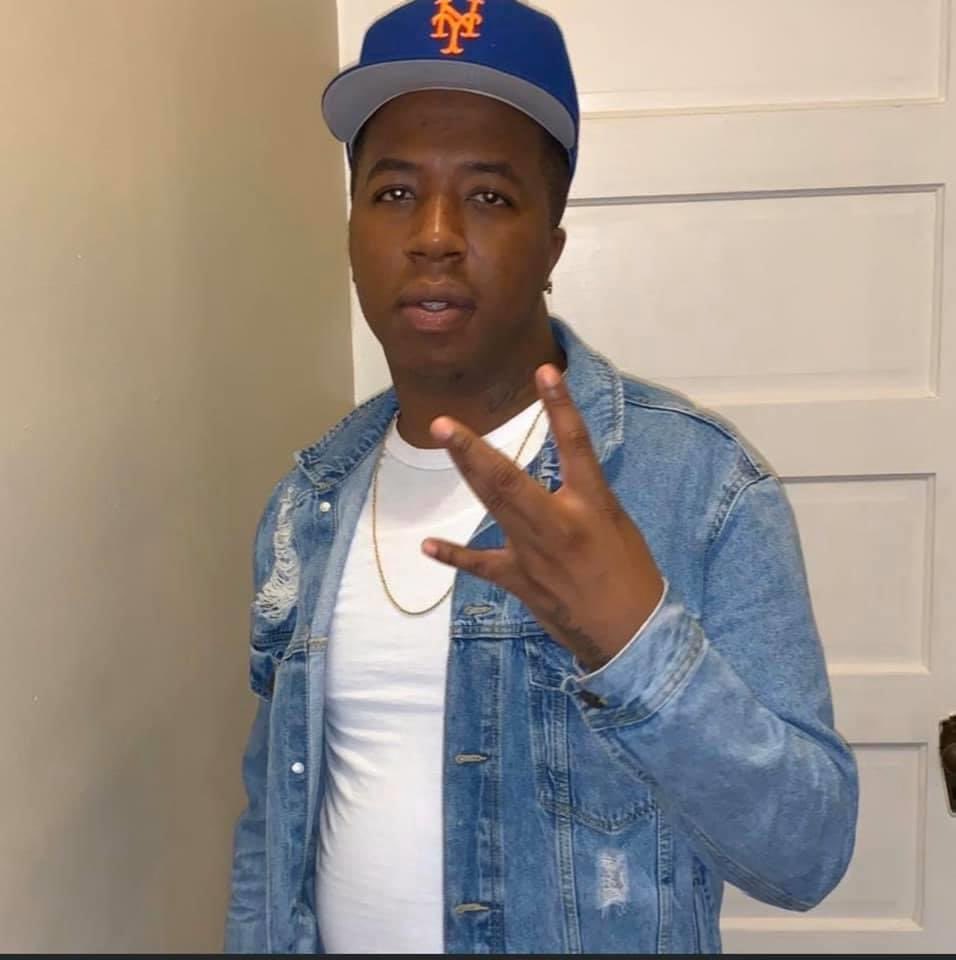 LaidBackLo51's tweet image. Baby brother #RariSZN 💙 #SameMother 🙏🏾🕊