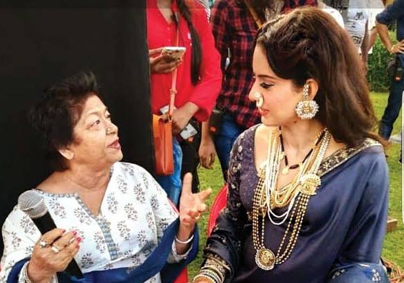 Media will never talk about this. When  #SarojKhan Ji wanted to work, the first Person she called was Kangana Ranaut & she welcomed Saroj Khan ji with her open arms👌🏻👌🏻