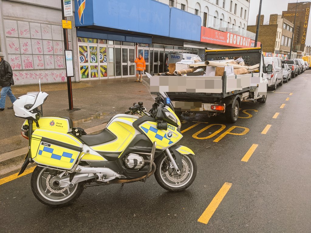 KentPoliceRural's tweet photo. @ThanetCouncil @SwaleCouncil
@KentPoliceSwale
@KentPoliceThan
@KentSpecials
@KPTacOps
@KentPoliceDart
@KentPoliceGrav
@KentPoliceTon
NL #OpAssist #TeamWork https://t.co/lCrDJioYIh