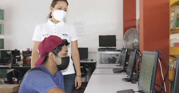 vida_politica's tweet image. EL #INEEA, NO PARA DE #ALFABETIZAR A UN MAYOR NÚMERO DE MORELENSES QUE POR ALGUNA RAZÓN NO SABEN LEER NI ESCRIBIR…
@ineeamorelos