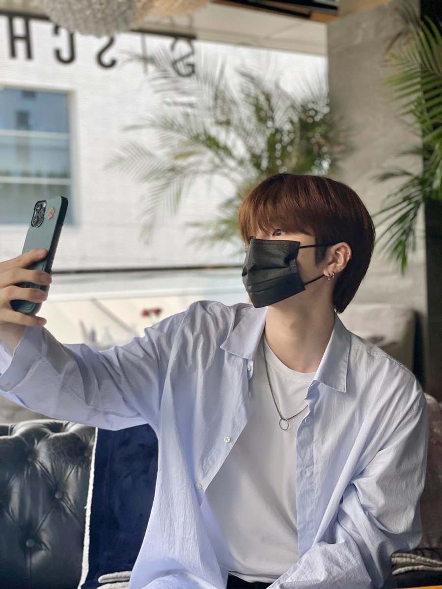 MHyunbinFrance's tweet photo. 🌕| 📸 | TWITTER
Traduction et photo du tweet de Hyunbin qui nous parle de Bingsu.🥰
©️: @RAIN_Ciipher
#MoonHyunbin #HYUNBIN #문현빈 #PRODUCE_X_101 #CIIPHER #CiipherIsComing #CPR #CiipherDebut #Pengbin🐧 https://t.co/fa0Hxk4Apf