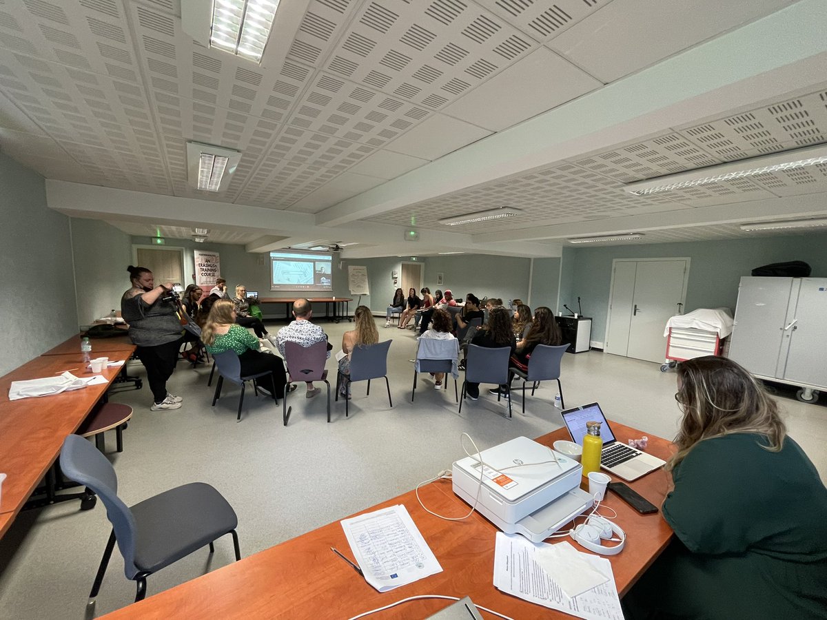 kevygilles's tweet photo. #EntreRuralités started yesterday! With 30 participants coming from rural areas in 10 European countries, we are working on how young people can contribute to rural development through grassroots initiatives.
#jeunesse #youthwork #erasmusplus
@GEYCRomania #associationresopa https://t.co/oq1Jsrbv4w