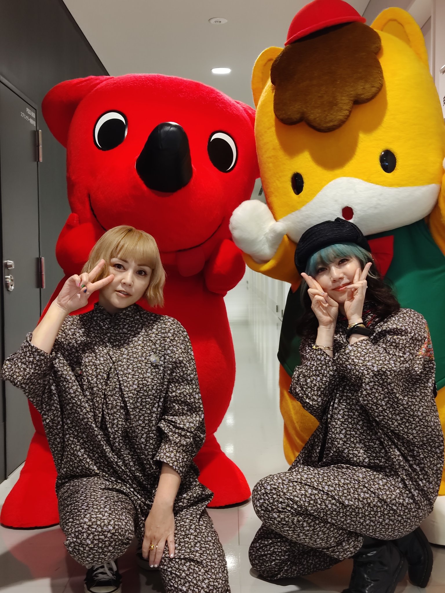 ぐんまちゃん on X: THE #MUSICDAY #音楽は止まらない 出演したよ～🦄 みんな みてくれたかな～？ #ぐんまちゃん #PUFFY  #渚にまつわるエトセトラ #チーバくん t.coAy42qv4wpC  X