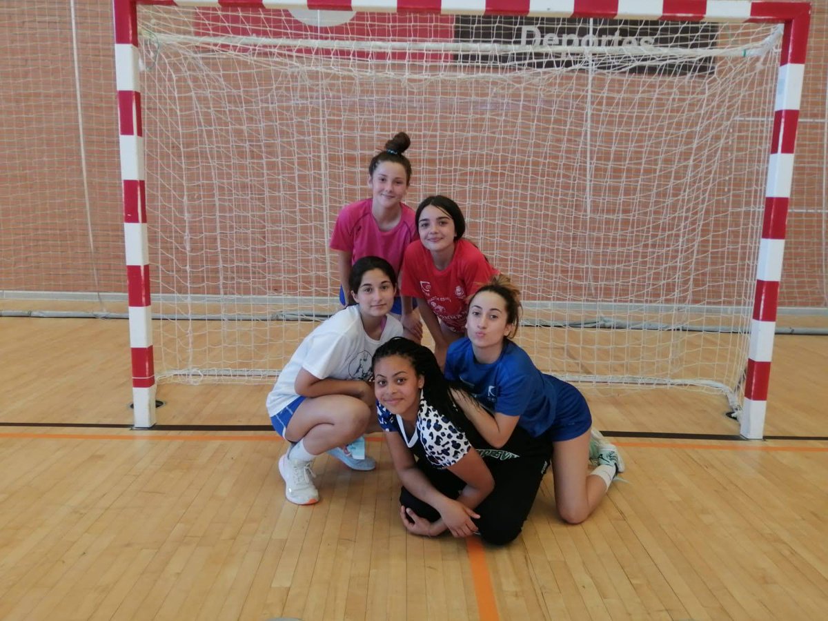 ¡ENHORABUENA CHICAS POR ESTE MAGNÍFICO AÑO!!!!
<a href="/eldaprestigio/">eldaprestigio</a>
<a href="/RFEBalonmano/">RFEBalonmano</a>
#GoBeesSorolla
#GetInspiredSorolla
 …orsorollaeducacionfisica.blogspot.com/2021/07/enorab…