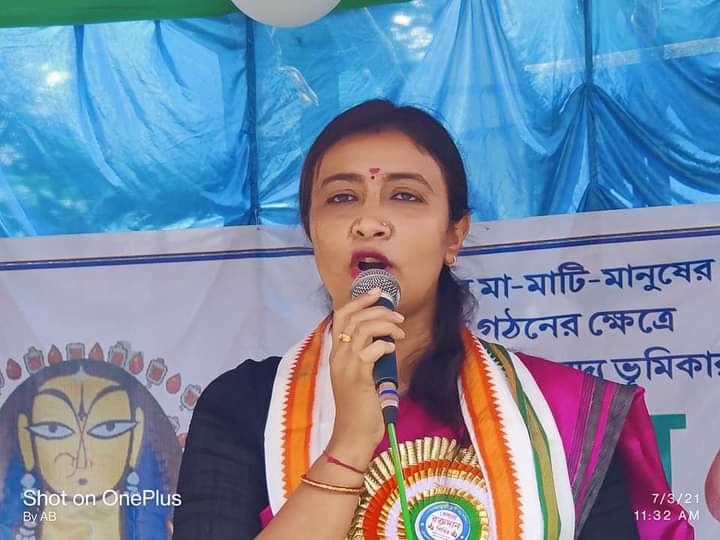 PrabalGhosh11's tweet photo. @Architabid1,  The Youth President of Bishnupur Organizing District, was present at the blood donation camp organized by "Women Trinamool Congress" of Sonamukhi Assembly today.
@MamataOfficial
@sayani06 @AITCofficial
@FAM4TMC https://t.co/98yHDYepsR