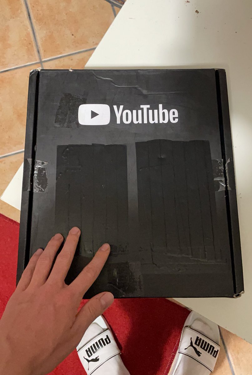 Hoy, vuelvo a los directos.
Vamos a hacer el unboxing de esta maravilla😍