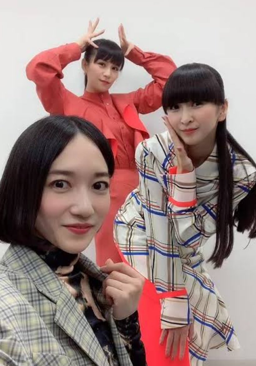 The Music Dayで披露されたperfumeが踊る恋愛サーキュレーションでお気持ち発生 全く関係ない人の英訳カバーでした Togetter The Music Dayで披露されたperfumeが踊る恋愛サーキュレーションでお気持ち発生 全く関係ない人の英訳カバーでした Togetter