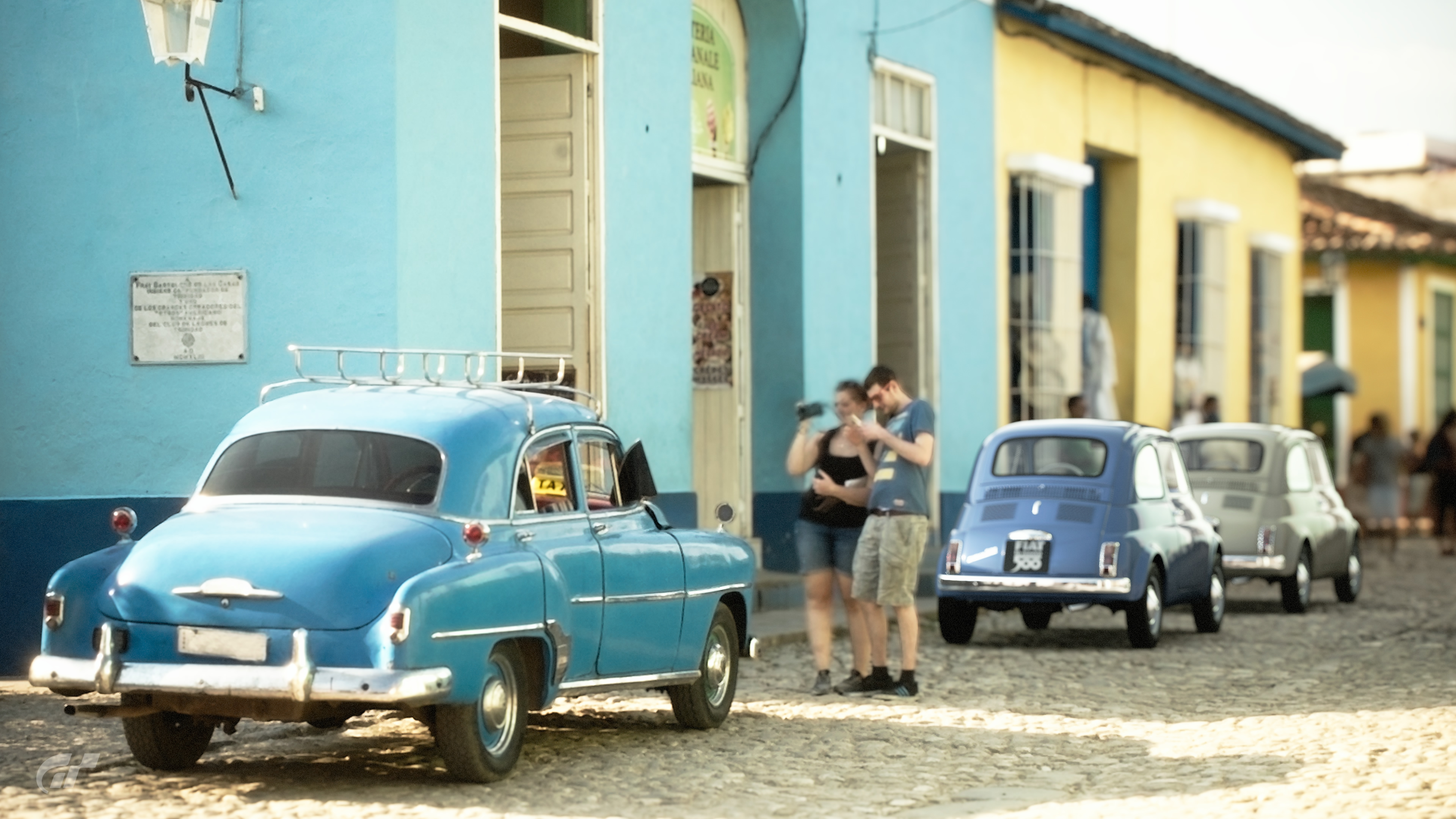Hal Double イタ車でキューバ観光９ 古いアメ車 たぶん を写真に収める観光客 Fiat Cinquecento Cuba Trinidad Gts Gtsport Scapes Polyphonydigital Ghostarts Travellervp Pbcゲーム写真 T Co Gskn6h3jey Twitter