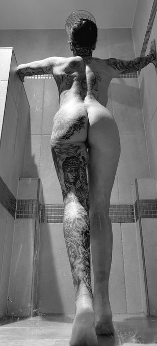 Meine Lieben, ich bin heute spontan nach Kopenhagen gefahren und habe wieder ne mega fette Suite am Start<a href="/tag/cuckold"class="tags"><span>#cuckold</span></a>