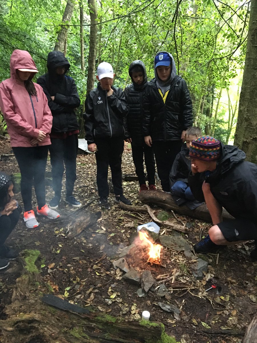 MoorlandsHudds's tweet photo. Bushcraft cooking #diyfire #popcorn #funintheforest https://t.co/ByOJFTZxqO