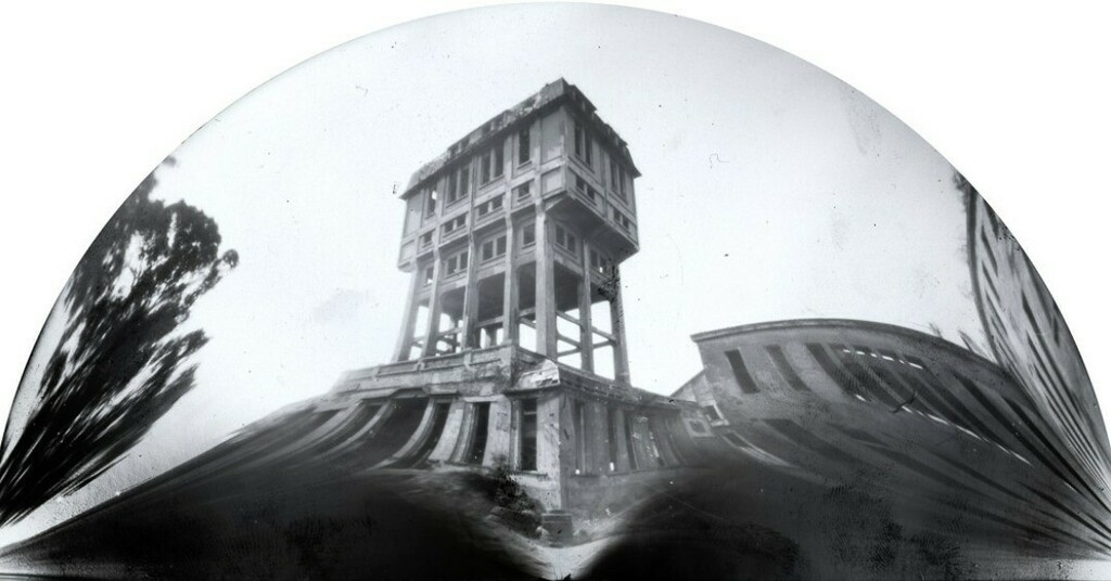 gabor_barath's tweet photo. Istvánakna (#Pécs) - #pinhole #pinholephotography using #3dprinted #diy #conux camera #architecturephotography #experimentalphotography #blackandwhite #blackandwhitephoto #bnwphotography #blackandwhitephotography https://t.co/aWgMjUa5TF