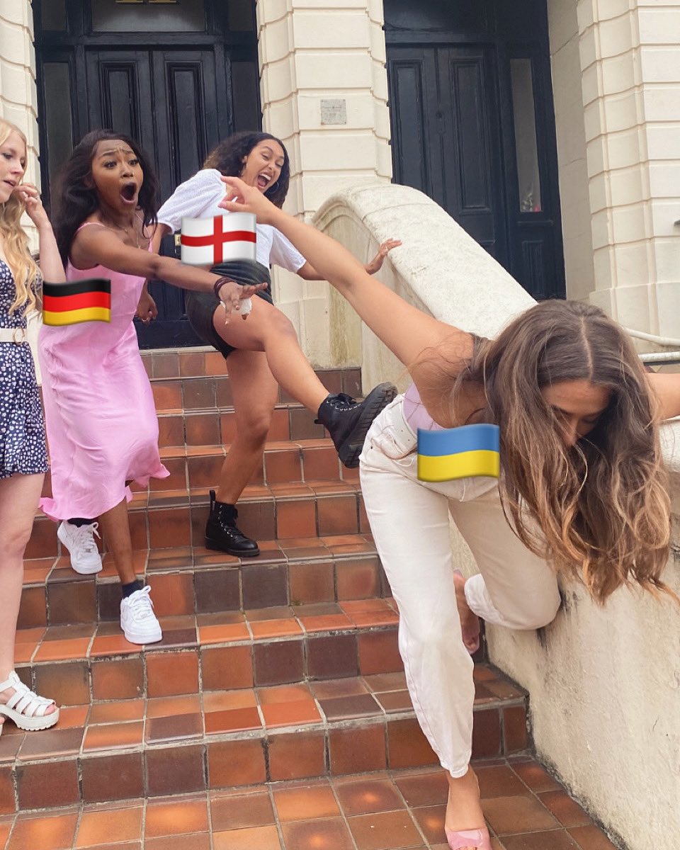 How we’re all hoping tonight turns out 🤞🏽 #isitcominghome !?! 🏴󠁧󠁢󠁥󠁮󠁧󠁿