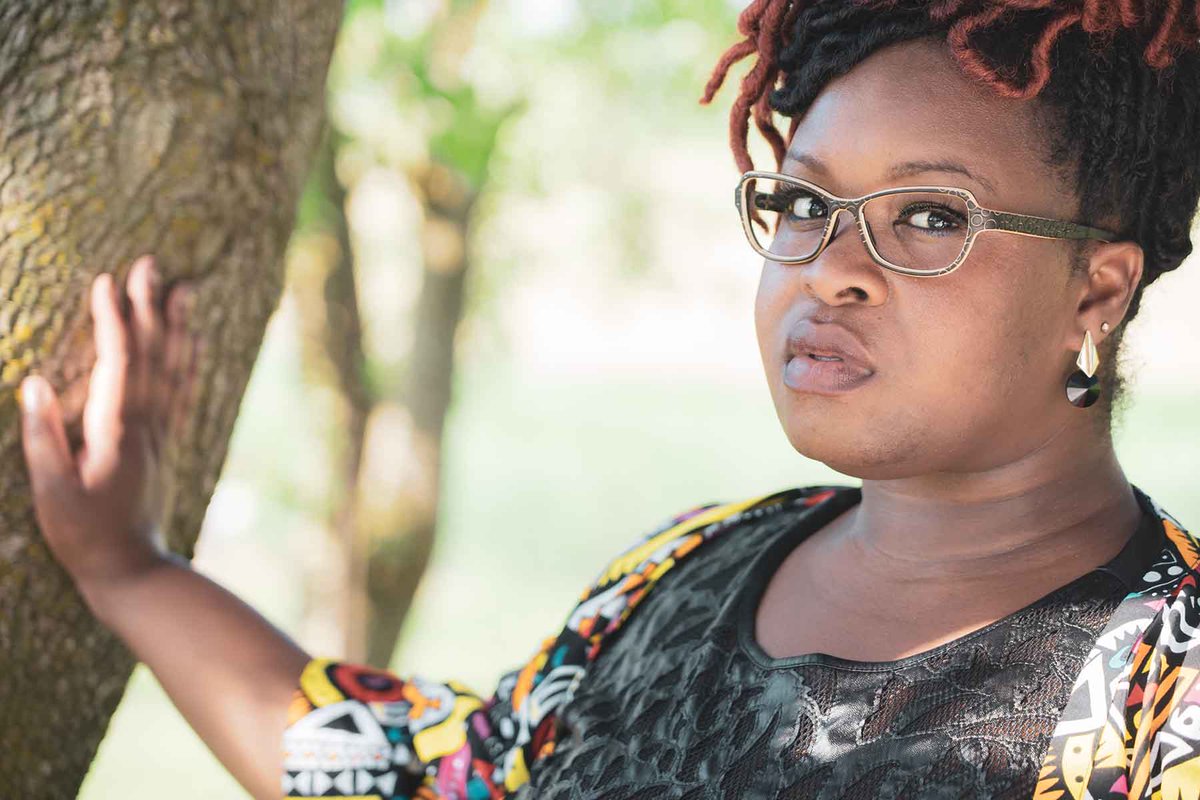 ROLF Spectacles combines brilliant ideas with natural materials, innovative technologies and the highest craftmanship.

#collection EVOLVED
#design FLAMINIA
#wood EUCALYPTUS SPECIAL ENGRAVED

Credit:
ow.ly/r85r50Fnzcm
ow.ly/PH8b50Fnzco
ow.ly/5pFx50Fnzcn