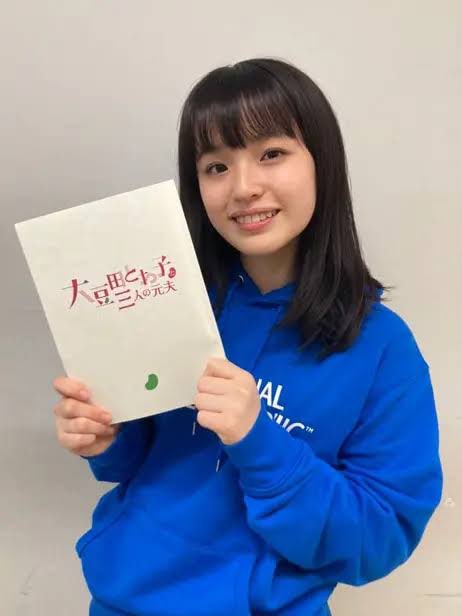 ট ইট র 𝑛𝑎𝑛𝑜 まめ夫ロスで1話から見直してたんだけど うたちゃん役の豊嶋花ちゃん トドメの接吻で宰子の幼少期演じてたって知ってめちゃめちゃ驚いた 気づくの遅い 笑 大豆田とわ子と三人の元夫 トドメの接吻 T Co 1cjc8szngf