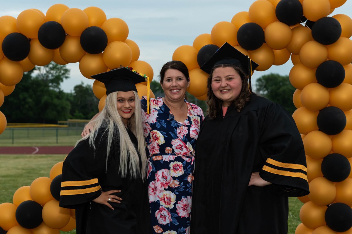 Congratulations to these fine graduates! Each won a $1500 scholarship courtesy of the Teachers’ Association of Cheektowaga-Sloan!