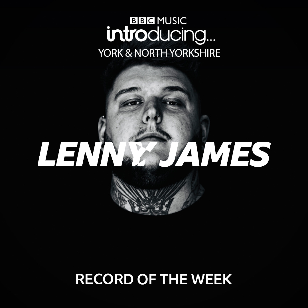 BBCIntroYork's tweet image. Tonight at 8pm on @BBCYork | 📻 bbc.in/2ToEyL3
🎸 @AlexBoneMusic join us for a @bbcintroducing Solitude Session
💿 Lenny James is @JerichoKeys' Record Of The Week
📖 @feensband tell us 'What's The Story?