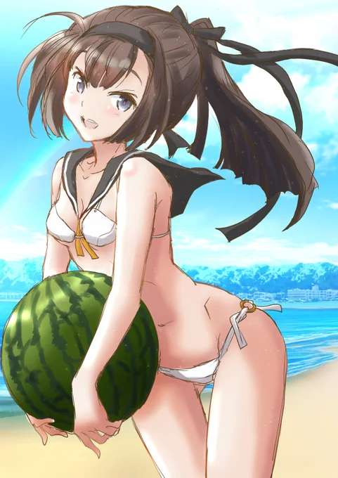 水着な秋月ちゃん描きました
最近水着だの下着だのが多い気がしますが気のせいです 