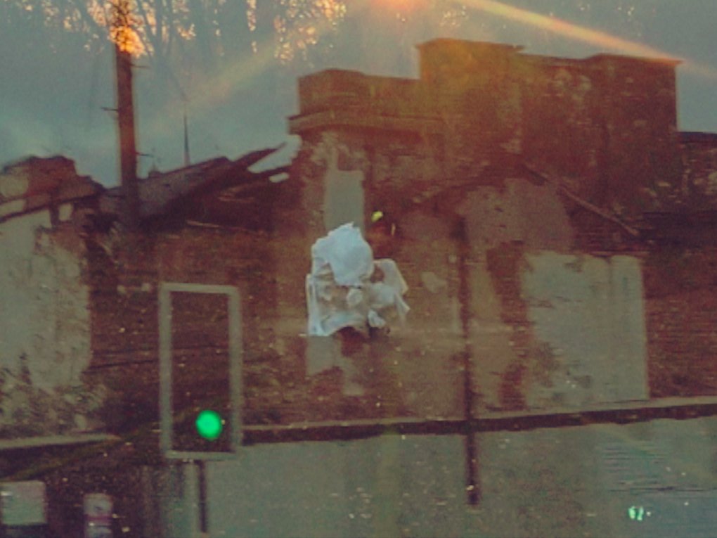 BFI's tweet photo. Inside Out by artist and writer Sarah Khan combines everyday British-Pakistani culture with scenes shot in Hackney and archival footage. In our zine she unpacks the process of making the film - head to the website to read the article in full #TapeTakeover https://t.co/Z8iIJ0yuwS https://t.co/lFVT2TXYXu