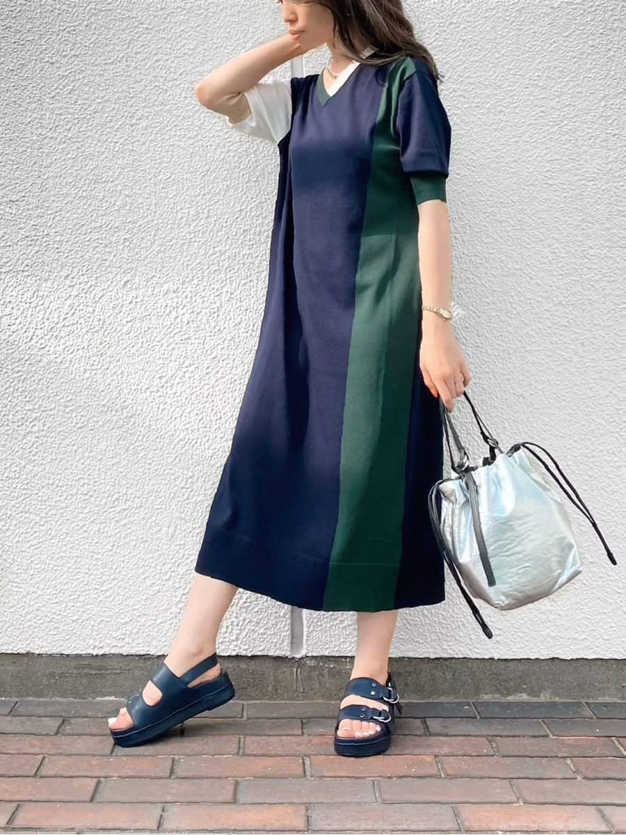 CastColon's tweet photo. #saleitem ✨

🏷カラーブロックサマードレス
¥25,300
↓
¥20,240

STAFF：150㎝

https://t.co/nzrlPh3zQh

#CASTcolon #キャストコロン #パンツ #スタッフコーデ #セールアイテム #セール https://t.co/f3YbjxGcwg