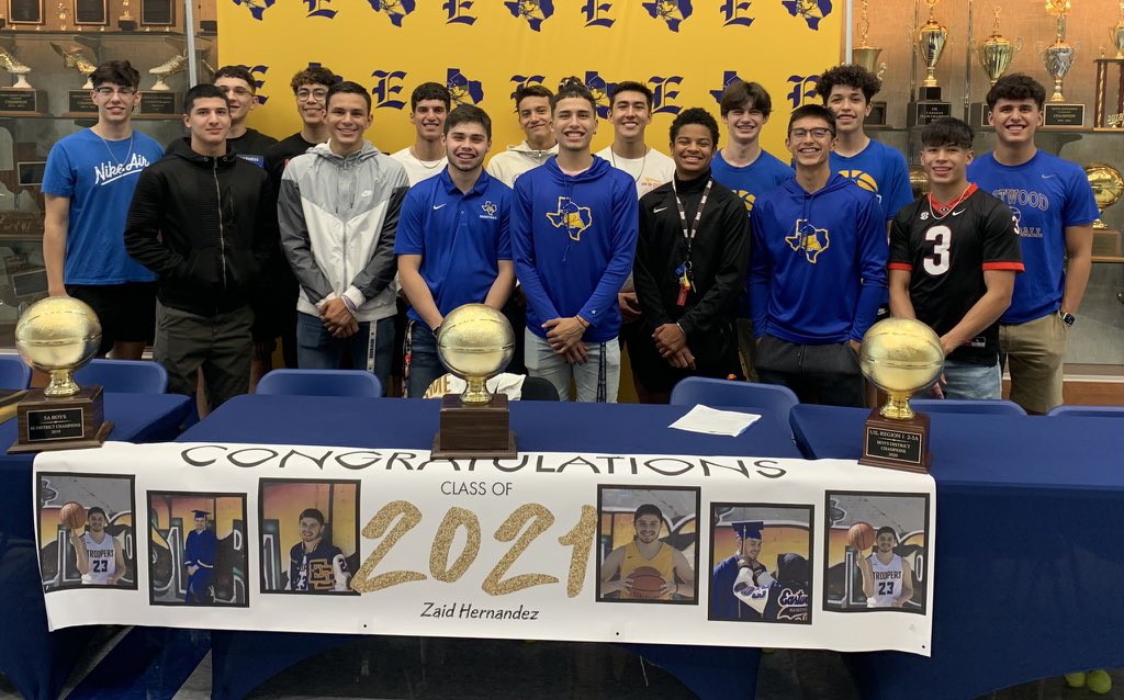 ZaidHer2002's tweet photo. I am Beyond blessed and thankful being able to further my basketball and education at the university of southwest thank you coach voight for giving me the opportunity to play. 📝🐴@EastwoodBasket1 @SunCityPrep @Coach_Celaya @Petermorales78 @USW_MBB @USWAthletics https://t.co/zmttjJDsSV