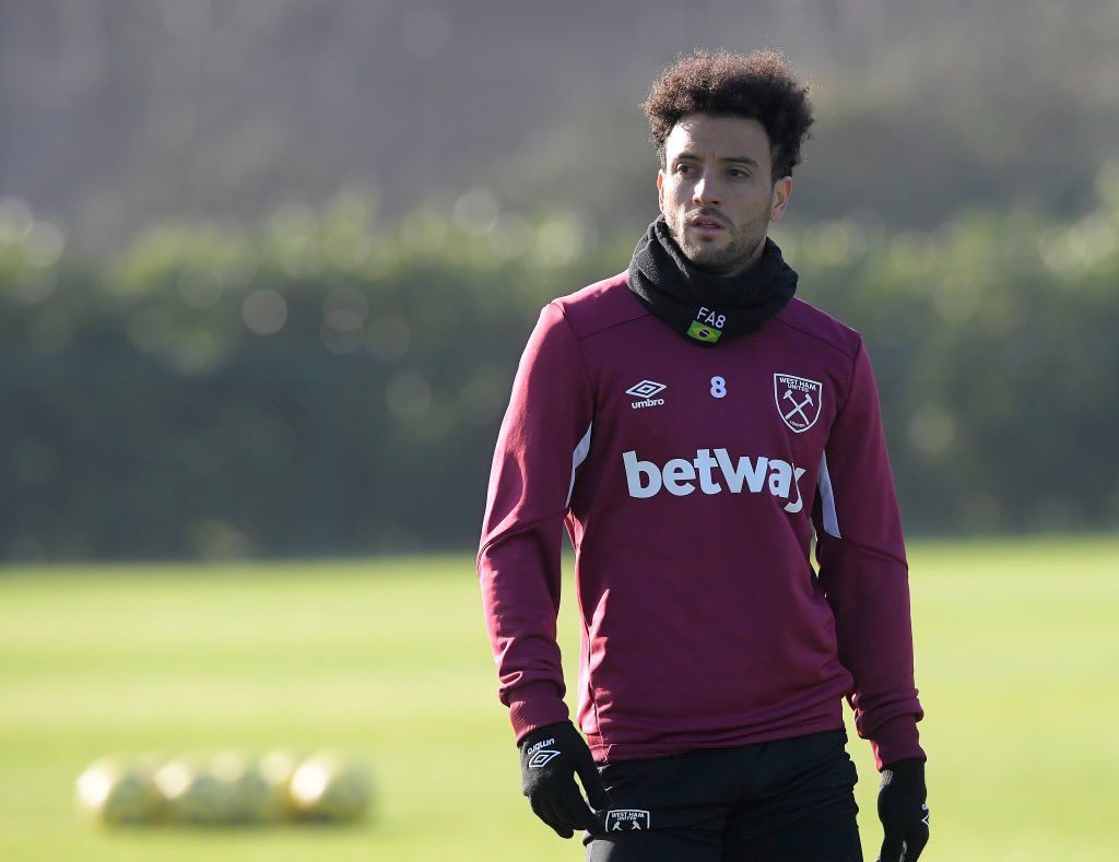 WestHamShortlist (@whushortlist) on Twitter photo West Ham could be set lose Felipe Anderson after a poor loan move away at Porto , Lazio have reportedly made a €7m offer but the hammers want €10m to make the deal happen
( source - <a href="/NicoSchira/">Nicolò Schira</a> ) West Ham could be set lose Felipe Anderson after a poor loan move away at Porto , Lazio have reportedly made a €7m offer but the hammers want €10m to make the deal happen
( source - <a href="/NicoSchira/">Nicolò Schira</a> )
