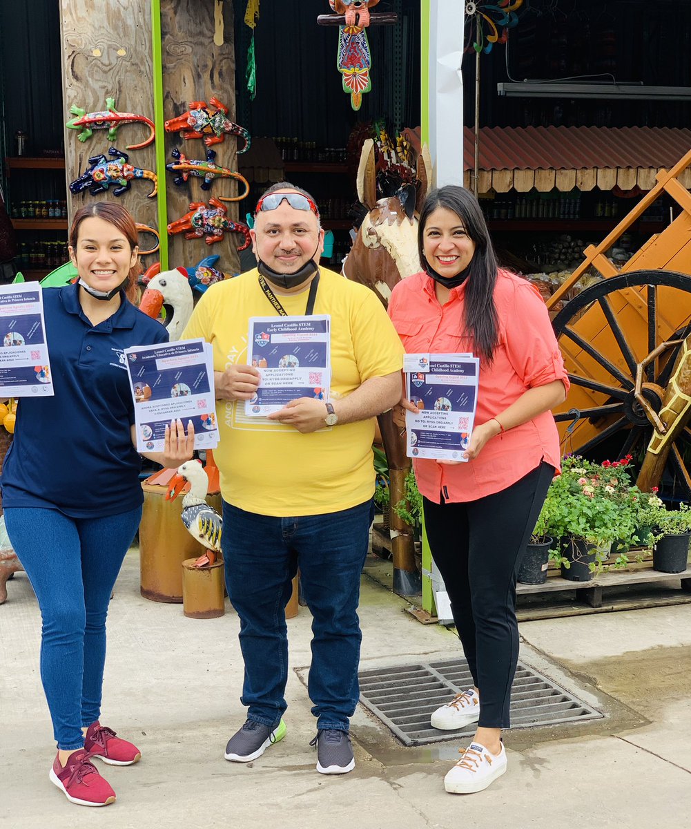 LeonelStem's tweet photo. Having a team that works together is vital to a successful campus! #CastilloSTEM #PrideCourageDetermination
Join our team: https://t.co/ufHWn0MLCF https://t.co/VCuyvHp2qL