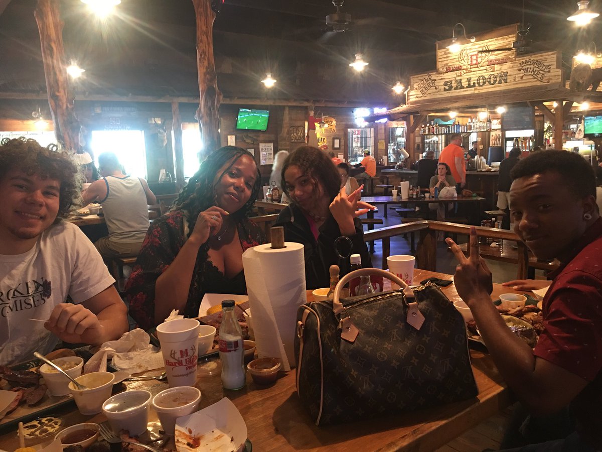 SwainChristian5's tweet photo. Missed our connection flight and got โstuckโ in Dallas. I think somehow we will survive ๐ #TexasBBQ #BackWhereItStarted https://t.co/wdRCSD51FK