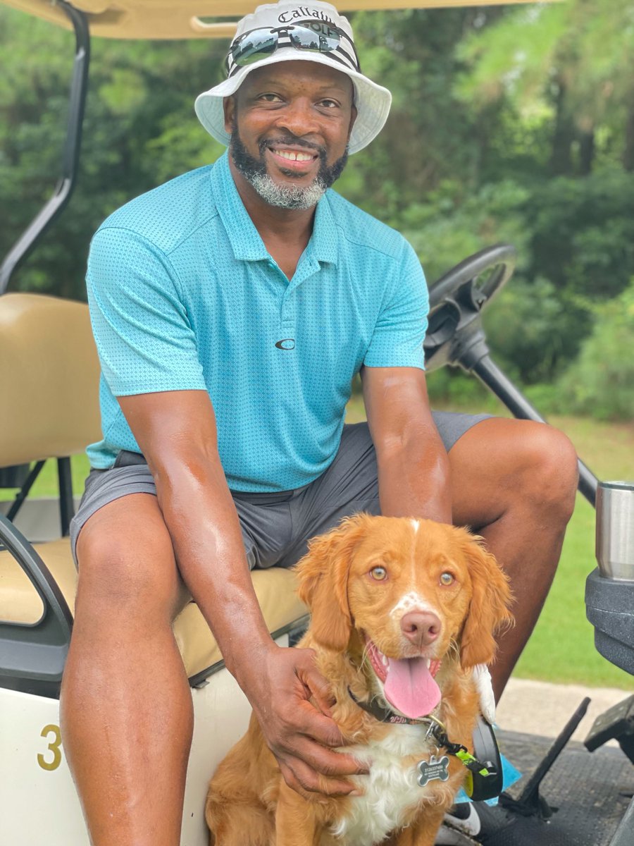 TravisMays's tweet photo. I think…I may have found a golf partner in my house!!#Ollie https://t.co/zxyAV3L622