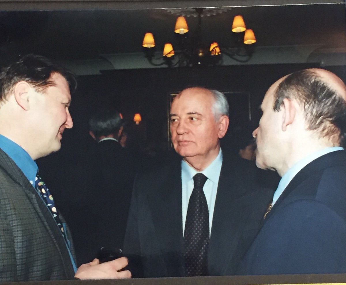Me (left) having a chat with Gorby - around 20 years back - about extreme #weather and #climate change - as you do!

#WritingCommunity #writing #writerscommunity #writerslift #books #goodreads #author #Skyseed #heatwave #science <a href="/sciencefocus/">BBC Science Focus Magazine</a> <a href="/SciFiRoom/">Sci-Fi Room</a>