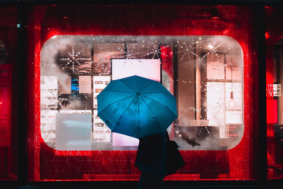 KennethSnaps's tweet image. Umbrella academy.
On a serious note, I heard photographers are moving from Insta to Twitter, are we seeing an uprising against IG?😯