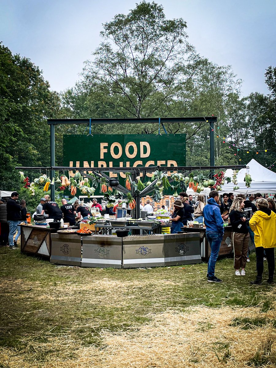 @PeetWiel Dat is dan erg onprofessioneel van de organisatie en cateraar. Vandaag de dag zou je ook met Bbq fantastische plant based gerechten kunnen maken. Geef je graag paar voorbeelden zoals we het bij smokey goodness doen.