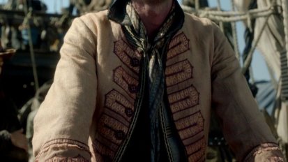 in celebration of fashion icon jack rackham, here's every jack rackham outfit in (almost) every black sails episode 🏴‍☠️