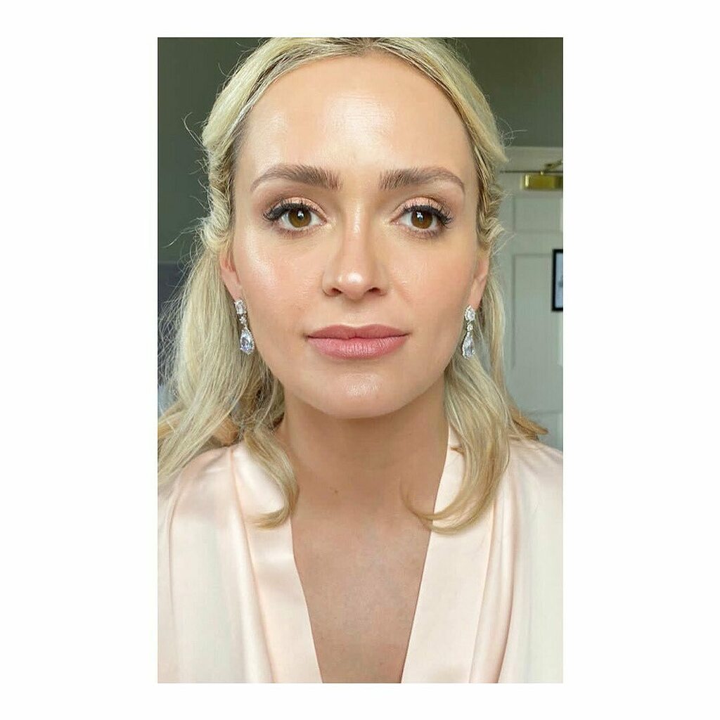 Elle Hitchens tweet media