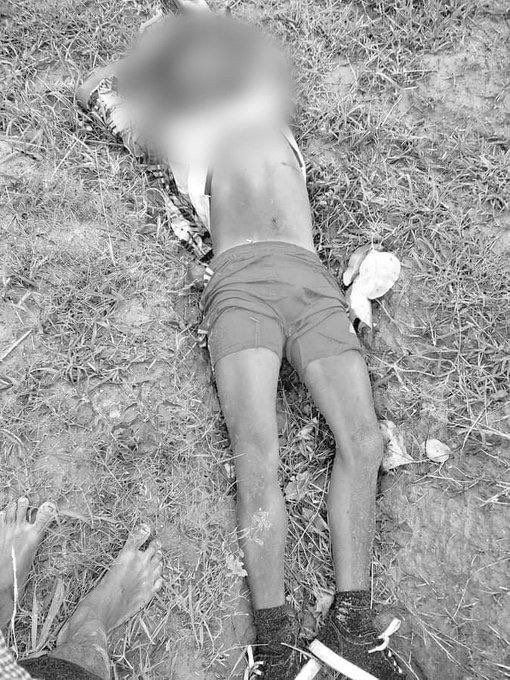 Tw // death

On July 2, 18 PDF members were killed, at least 10 were wounded and one was abducted when Junta terrorists opened fire near Sapyakyin &amp; Kyuntaw villages, Tabayin. Locals from nearby villages were forced to flee. #WhatsHappeninglnMyanmar 
#July3Coup