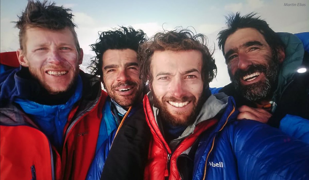CarlosGarranzo's tweet photo. #DAMSAM OCCIDENTAL PEAK - 🇵🇰 #Pakistán, valle de Kondus
Jerome S, Victor S, Elias M y Jeremy S han ascendido por el pilar norte de la cumbre occidental (6600m), no la principal (Este, 6666m).
1600m de escalada técnica hasta M6, 6
Encontró material antiguo arriba
IMPRESIONANTE‼️ https://t.co/oWktDqI4Za