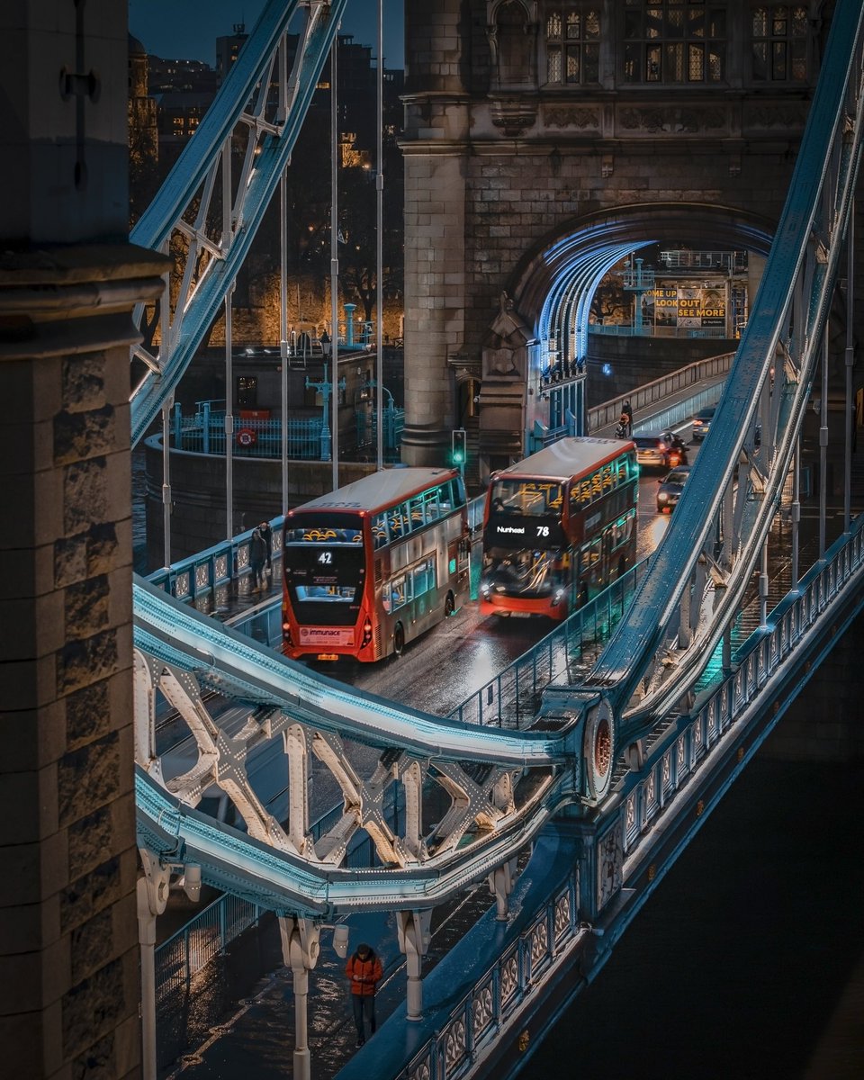Where the photographers at! 👋
If you don’t know me, I’m Kelly - based in London and specialising in low light &amp; long exposure photography. Let’s support each other on our photography journeys! 🙌📸💛