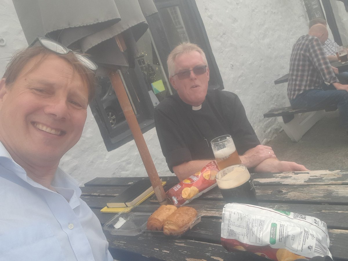 of_landscapes's tweet image. the end of 30 days of #slowbikeramble journeys through the #landscapesoffaith of South Wales! @LlandaffDio #FrEdwinCounsell and @Coleridge2016 Richard Parry discuss the ongoing project's legacy work of newlibrary.wales 

#thanks #diolch to everyone who has taken part