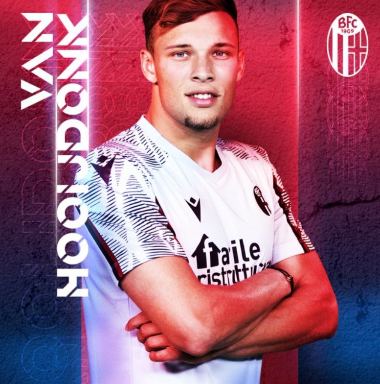 LocoxelfutbolG's tweet photo. OFICIAL || Sydney Van Hooijdonk, hijo del ex jugador Pierre, es nuevo jugador del Bologna. El joven delantero llega libre procedente del NAC Breda. https://t.co/nafVnRv2rm