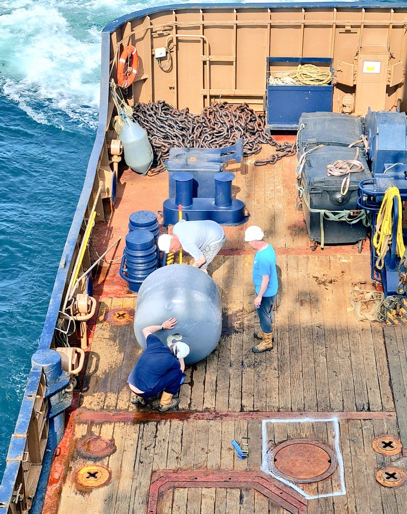 CaptFrazer's tweet image. Thanks to our eagle-eyed 2nd mate we made a quick stop and recovered this large piece of #floatingplastic on our way across to #Barra 
#ForTheSafetyofAll