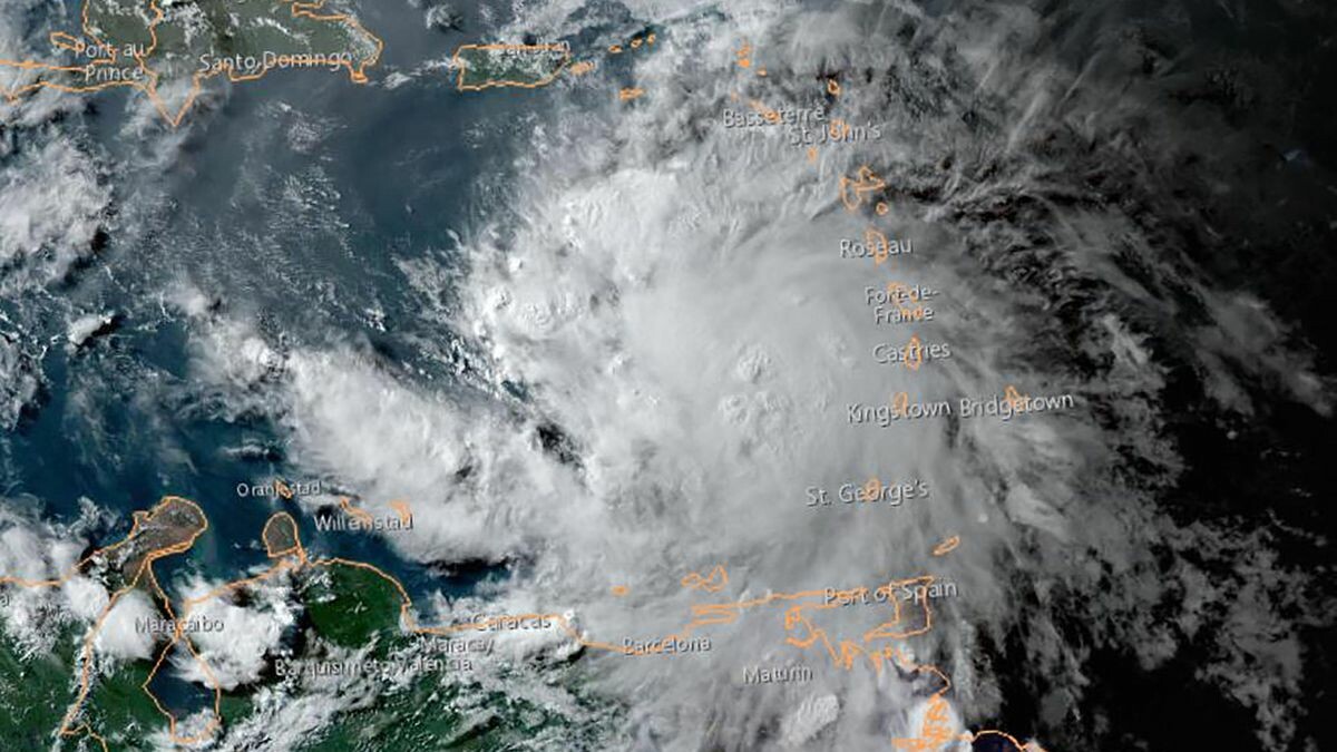 le_Parisien's tweet photo. Après son passage sur les Antilles, l’ouragan Elsa menace désormais Haïti
➡️ https://t.co/F3iQqyhy3J https://t.co/SHOEfeABg4