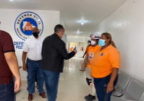 nelsonarroyop's tweet photo. Dando seguimiento y apoyo a los preparativos de prevención ante el posible paso del huracán Elsa, por el territorio nacional. https://t.co/a73KzVtQ3X